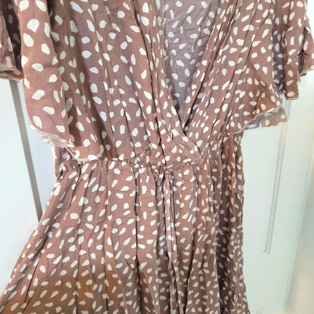 Dress - Picture 4 of 5